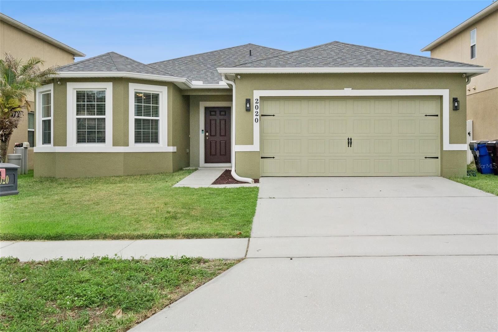 Property Photo: 2020 Nations Way FL 34769