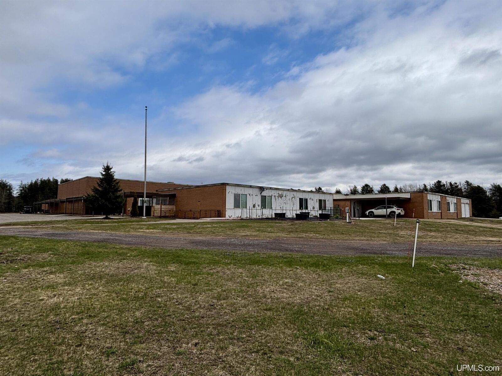 Property Photo: 530 Mitchell Street MI 49841