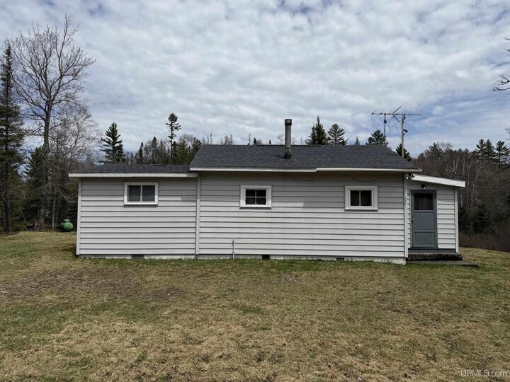 Property Photo: 8304 Peshekee Grade Road MI 49849-0000
