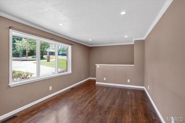 Property Photo: 10 Della Drive MO 63026