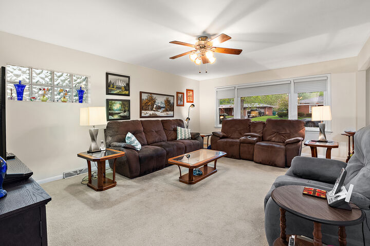 Property Photo: 8608 W 144th Place IL 60462