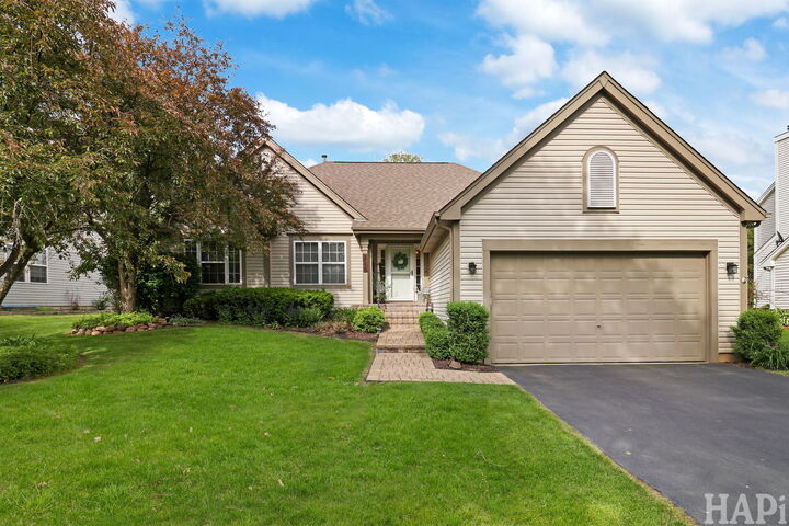 Property Photo:  326 Garrison Circle  IL 60010 