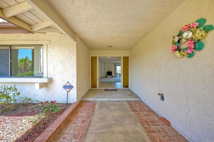Property Photo: 12602 Senda Acantilada CA 92128