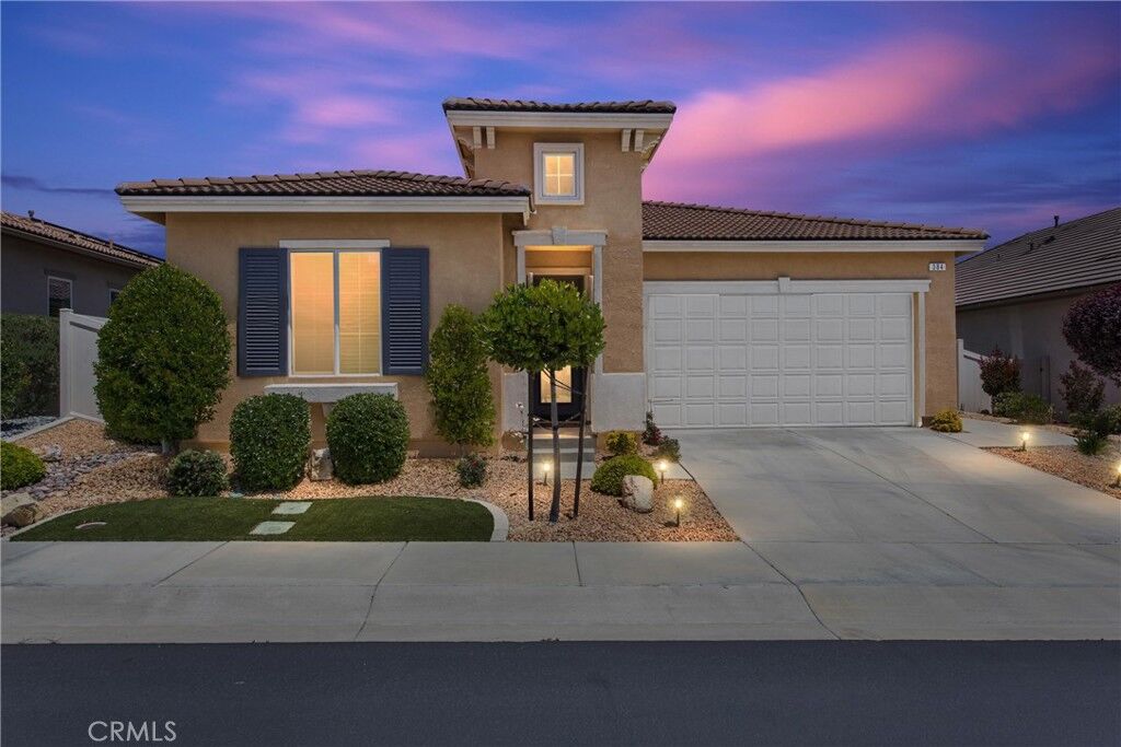Property Photo:  384 Scarlett Runner  CA 92223 