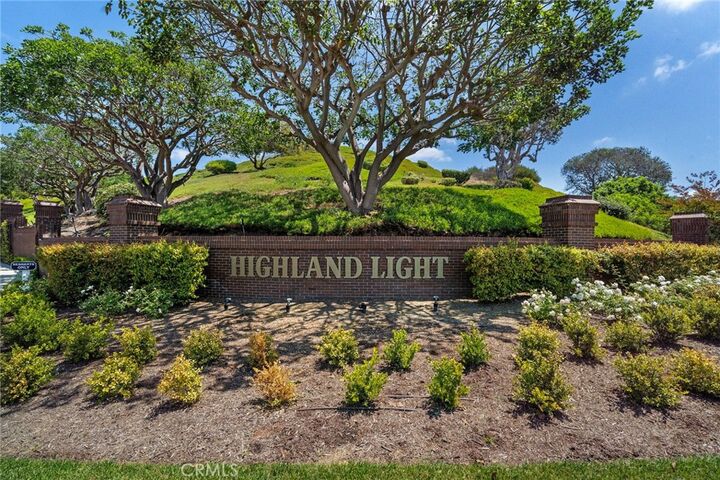 Property Photo:  2140 Via Teca  CA 92673 