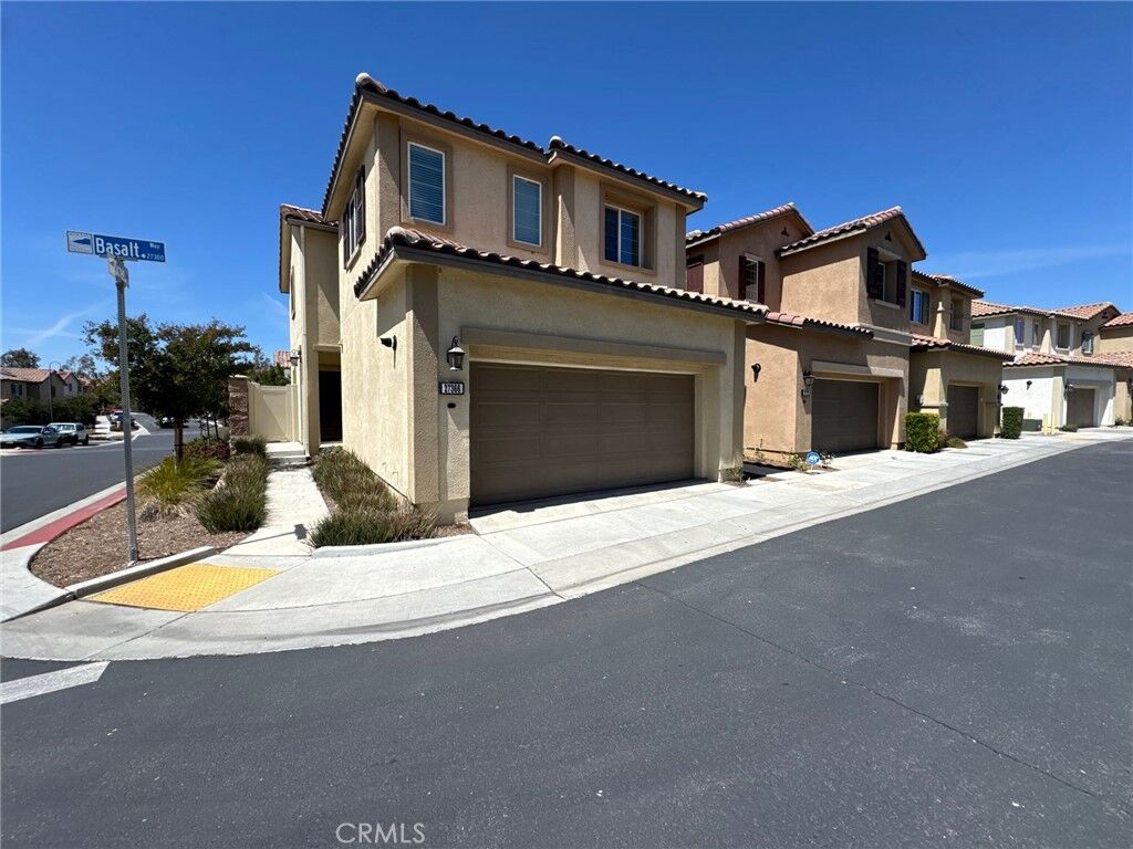 Property Photo: 27366 Basalt Way CA 92555