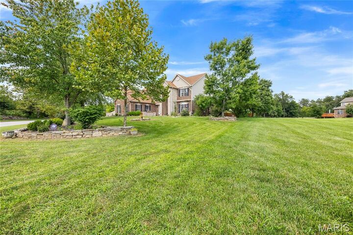 Property Photo: 5025 Edinburg Court IL 62236