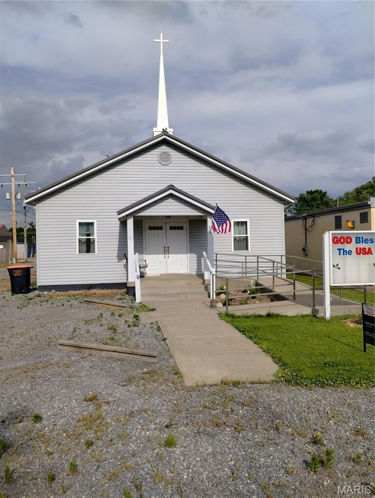 Property Photo: 210 Wilson Street MO 63744