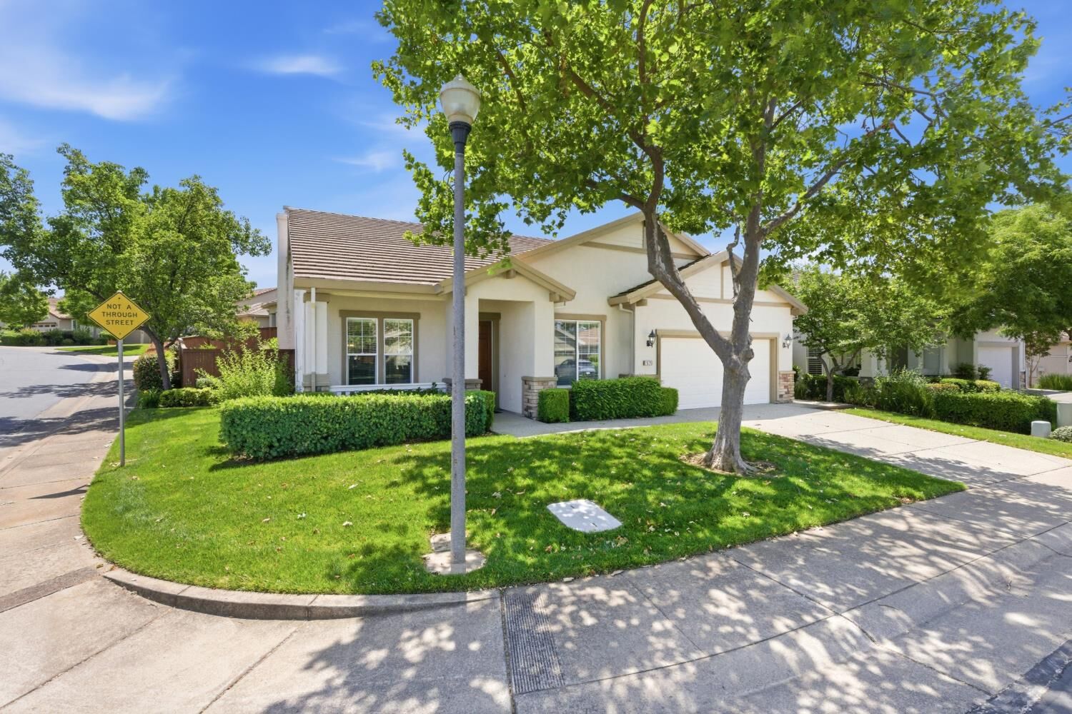 Property Photo:  2821 Springfield Drive  CA 95765 