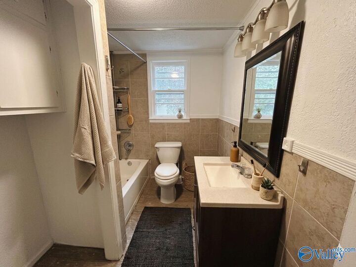 Property Photo: 35 W Wilkinson Avenue AL 35904