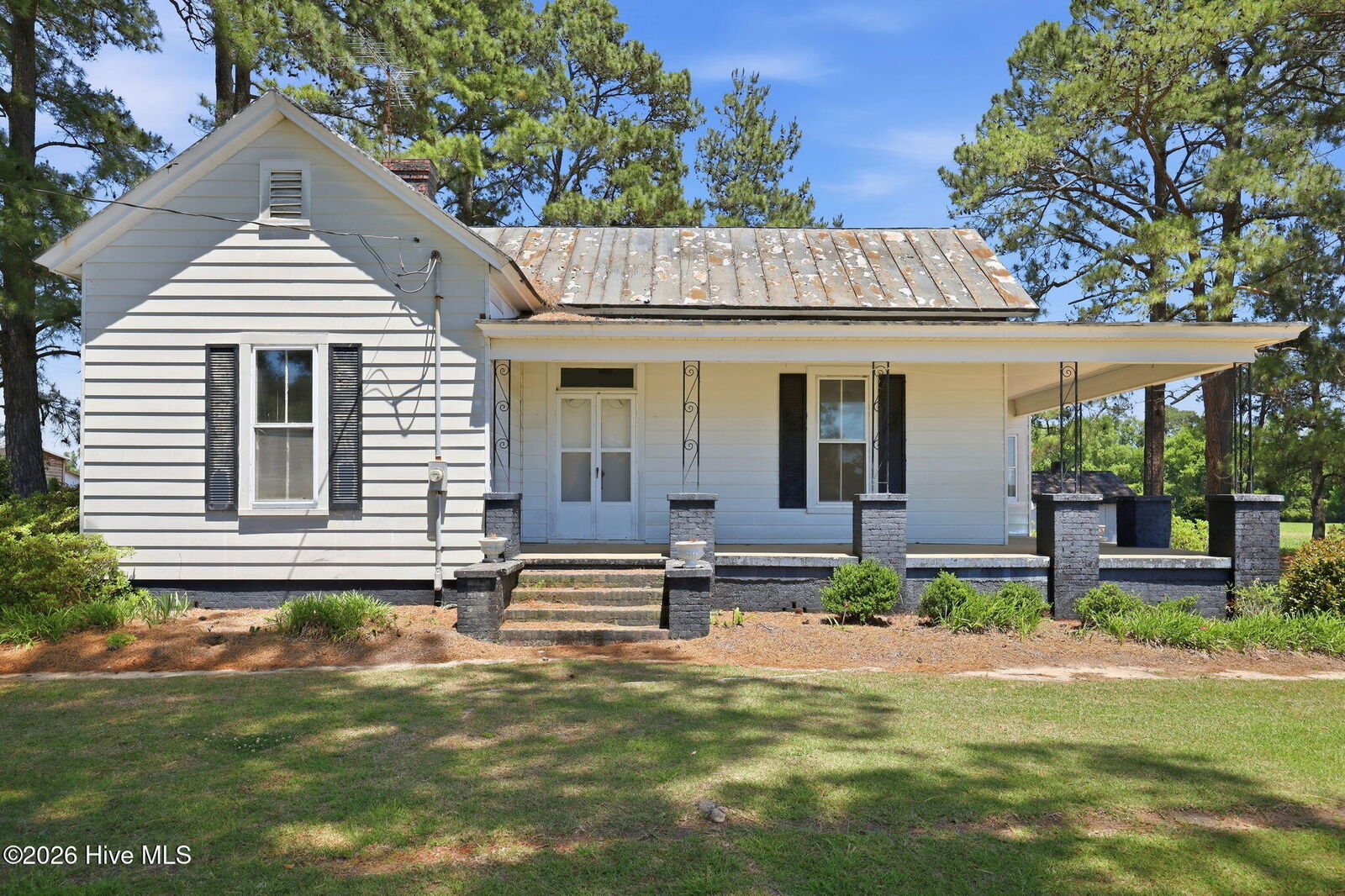 Property Photo:  6570 US Highway 70 E  NC 28501 