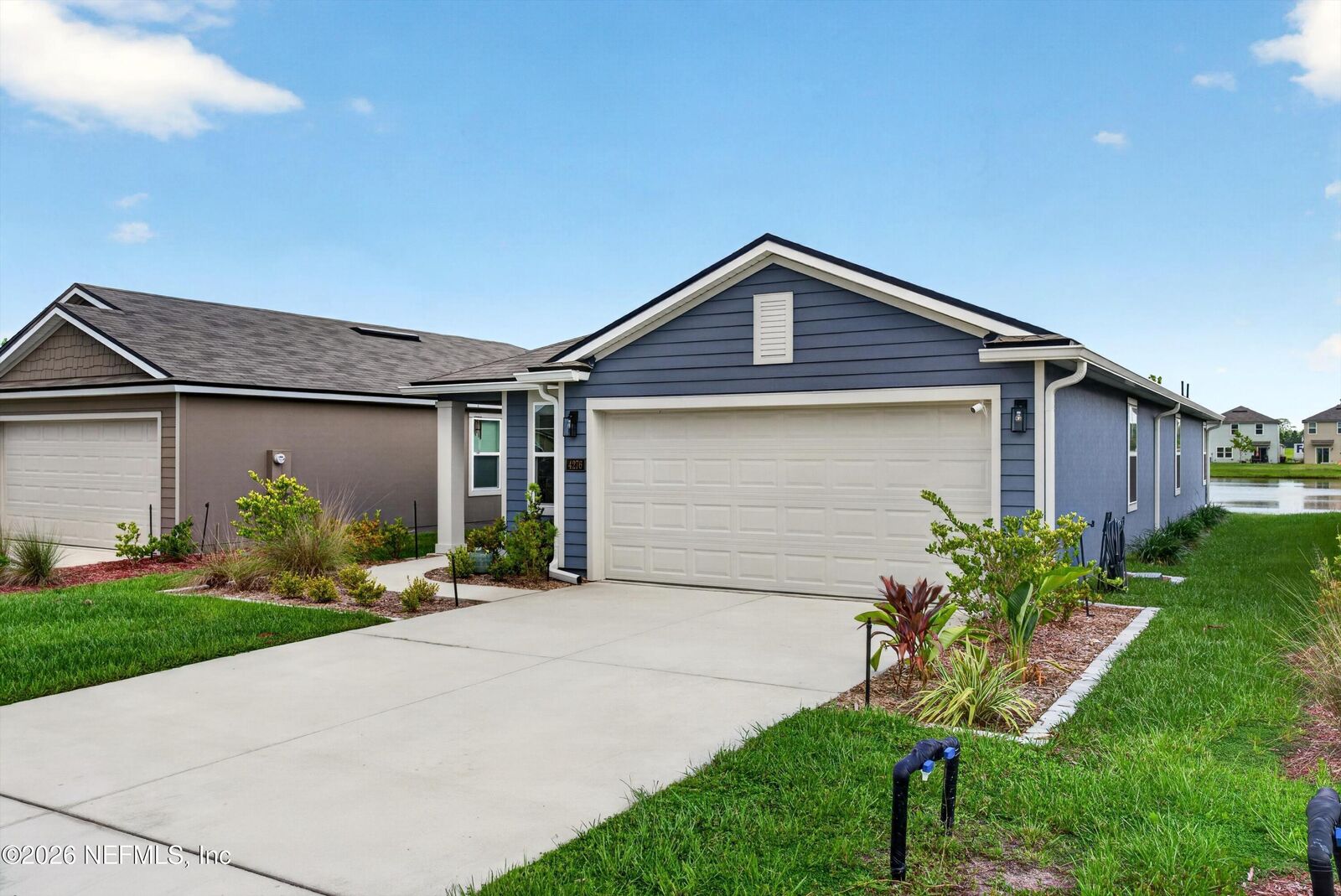 Property Photo: 4276 Quaking Street FL 32218