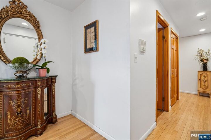 Property Photo:  150 Overlook Ph3  NJ 07601 
