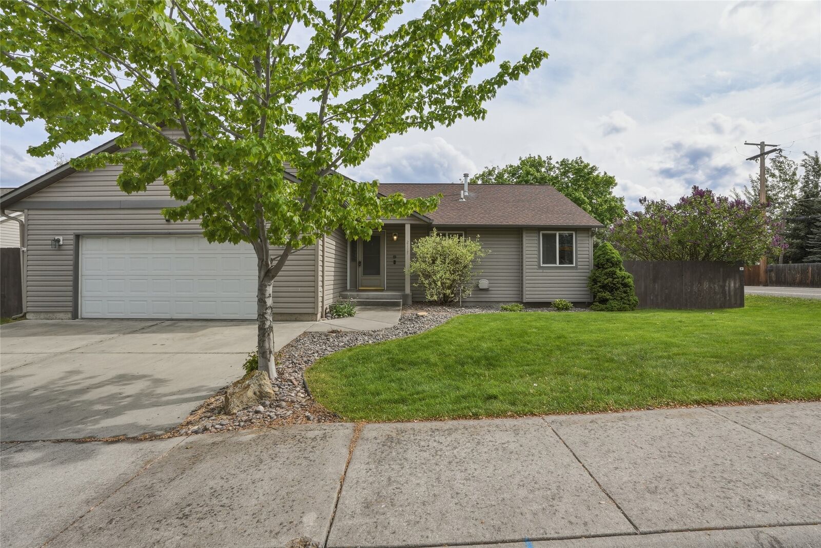 Property Photo: 2117 Inverness Place MT 59801
