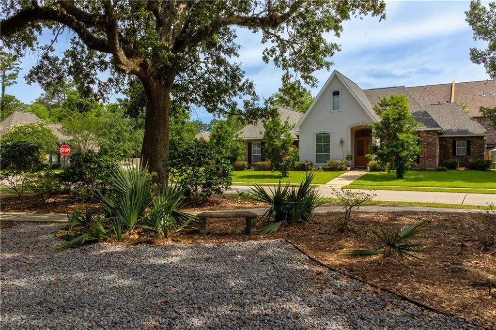 Property Photo:  799 Libby Lane  LA 70471 