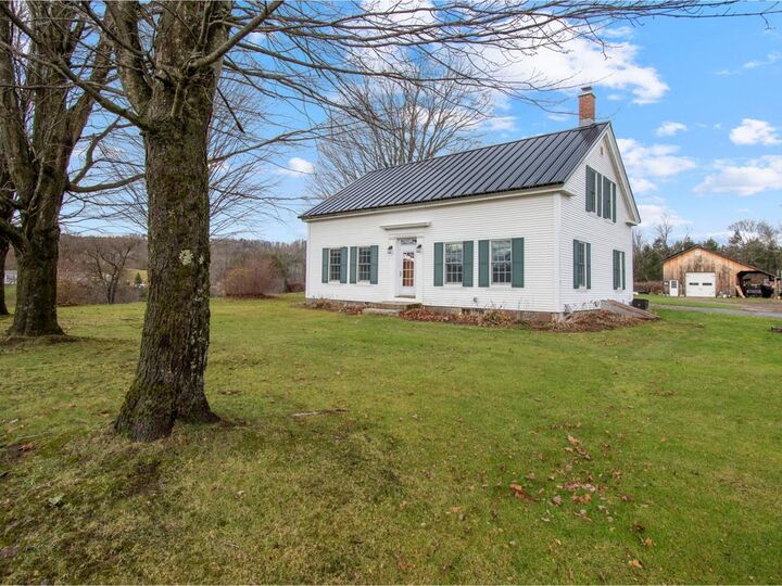 Property Photo: 405 Brookside Road VT 05494