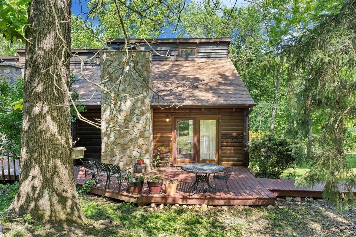 Property Photo:  5 Windstream Court  VA 24141 