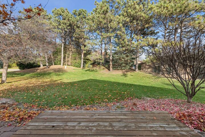Property Photo:  50 Kimberly Lane N  MN 55447 