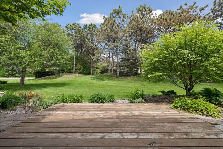 Property Photo:  50 Kimberly Lane N  MN 55447 