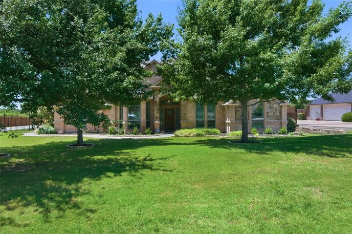 Property Photo:  4016 Jamies Ridge  TX 76126 