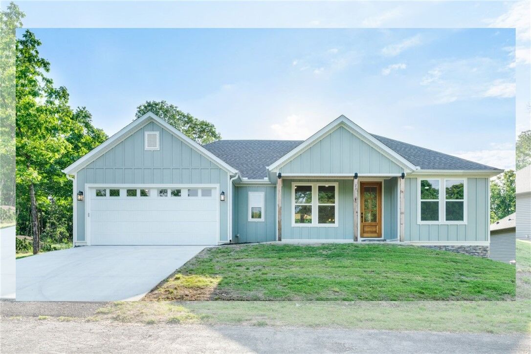 Property Photo:  23 Caithness Drive  AR 72715 
