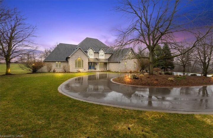 Property Photo:  2 Hickory Hollow  ON N0E 1N0 