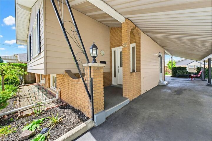 Property Photo: 26 Rivercrest Road ON L8E 1M9