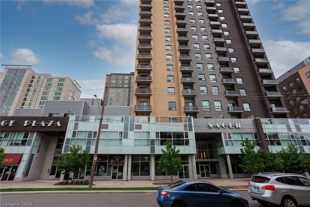 Property Photo:  318 Spruce Street 1103  ON N2L 3M7 