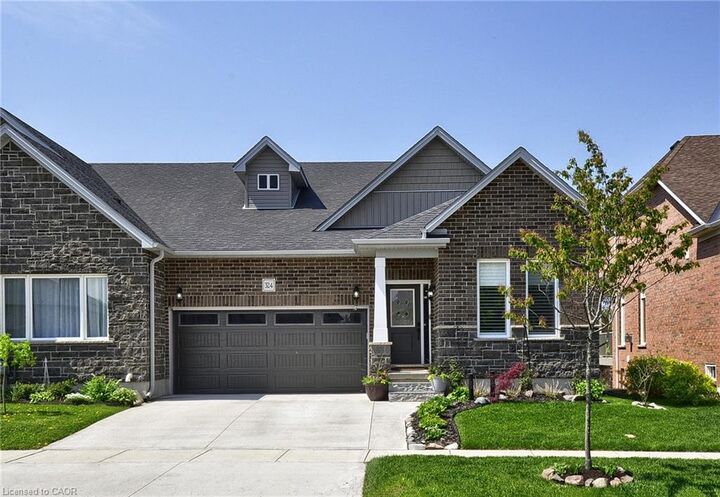 Property Photo:  324 Fairway Road  ON N4T 0A4 