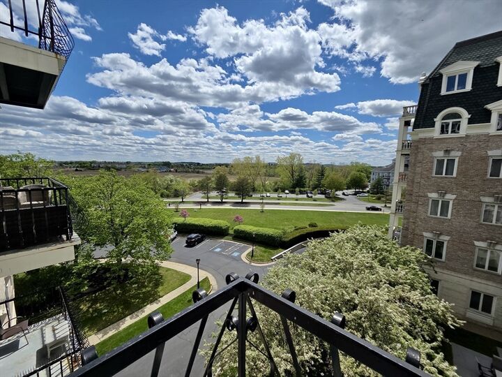 Property Photo:  100 Marina Dr 418  MA 02171 