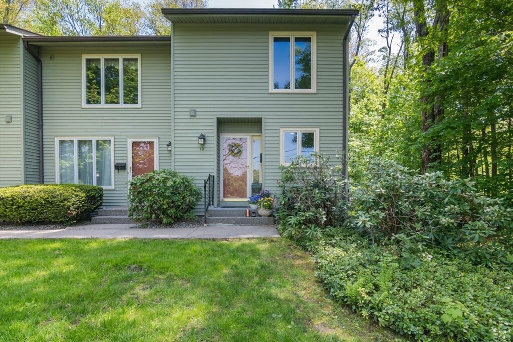 Property Photo: 10 Walnut St 10 MA 01376