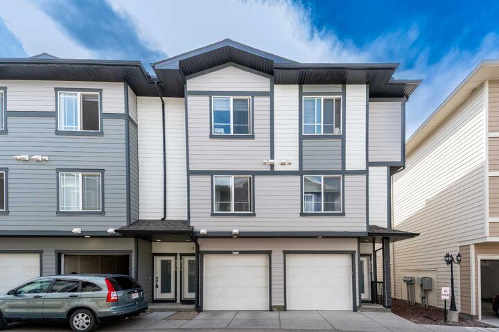 Property Photo:  95 Skyview Close NE 904  AB T3N 1X2 