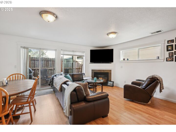 Property Photo:  12631 SE Division St  OR 97236 