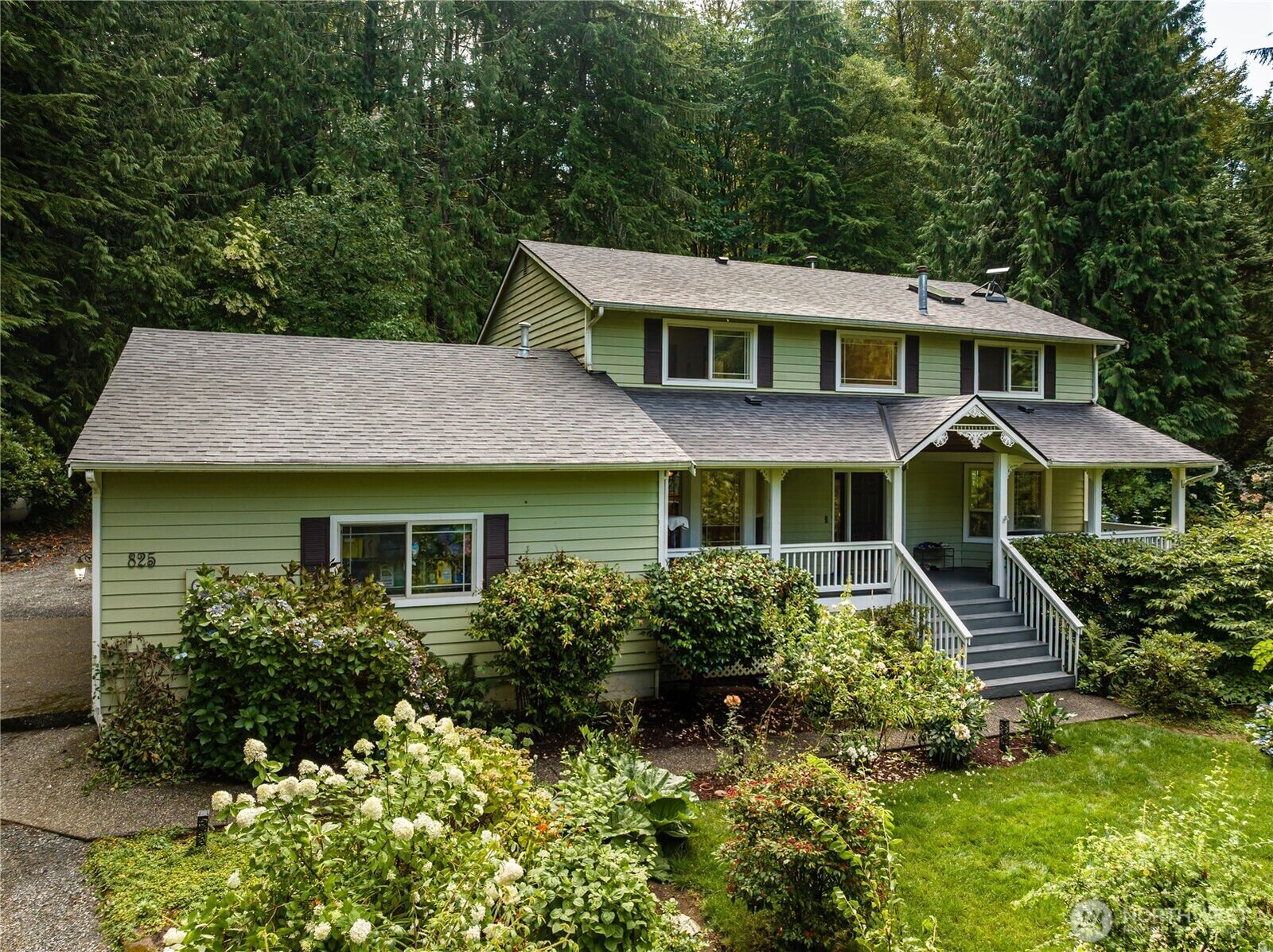 Property Photo: 825 204th Drive SE WA 98290