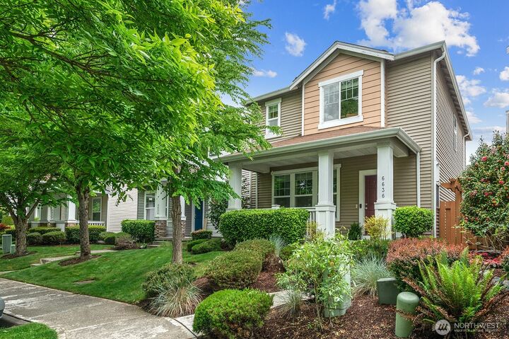 Property Photo:  6636  Francis Avenue SE  WA 98092 