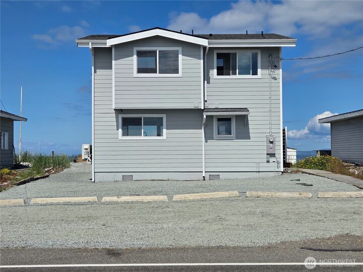 Property Photo:  2629 W Beach Road  WA 98277 
