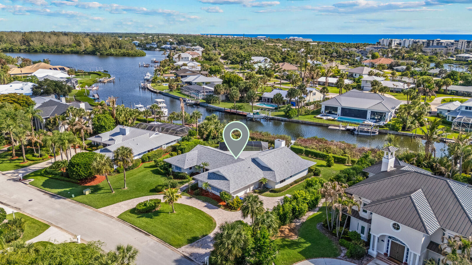 Property Photo:  5 Cache Cay Drive  FL 32963 