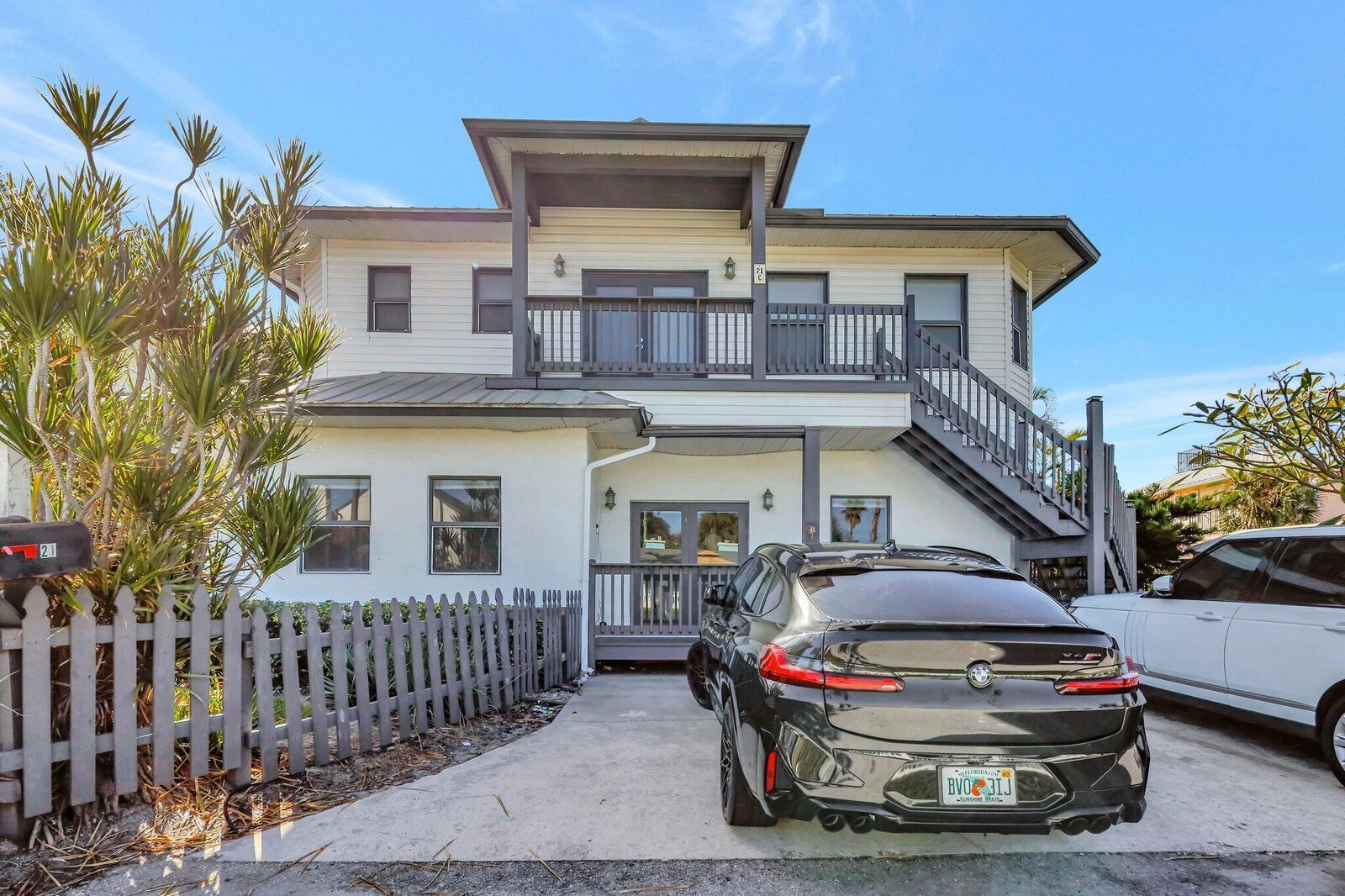 Property Photo:  21 Oceanview Drive C  FL 33435 