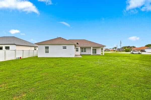 Property Photo: 5866 NW Mesa Circle FL 34986