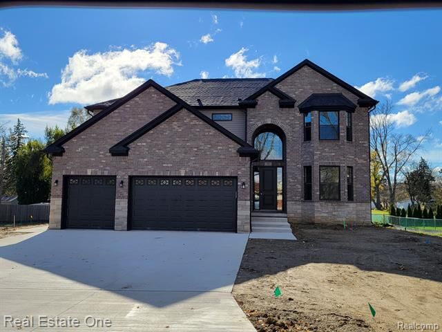 Property Photo:  25 Florence Drive  MI 48098 