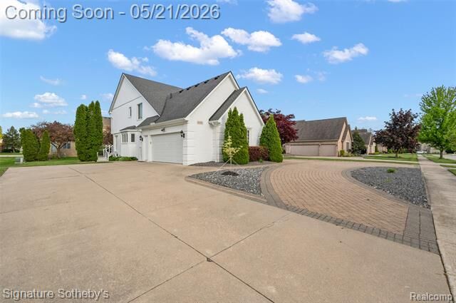 Property Photo: 42280 Locklin Drive MI 48314
