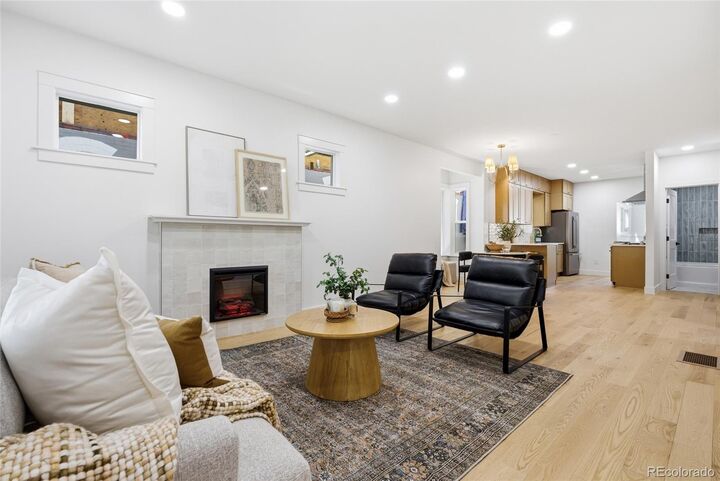 Property Photo: 1539 S Sherman Street CO 80210