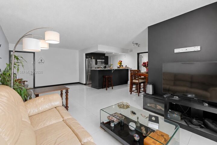 Property Photo:  15430 SW 82nd Ln 622  FL 33193 