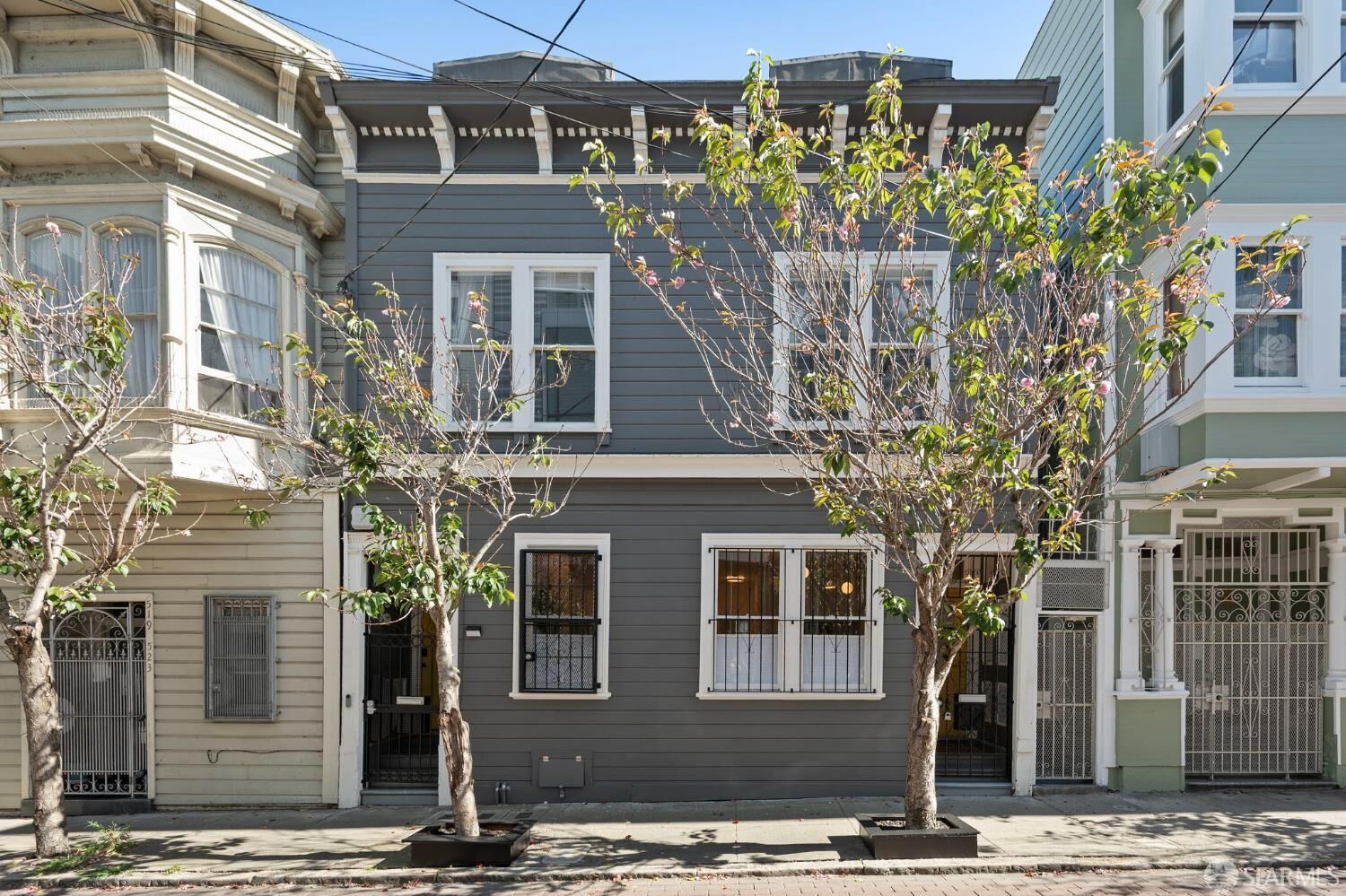 Property Photo:  529 Birch Street  CA 94102 