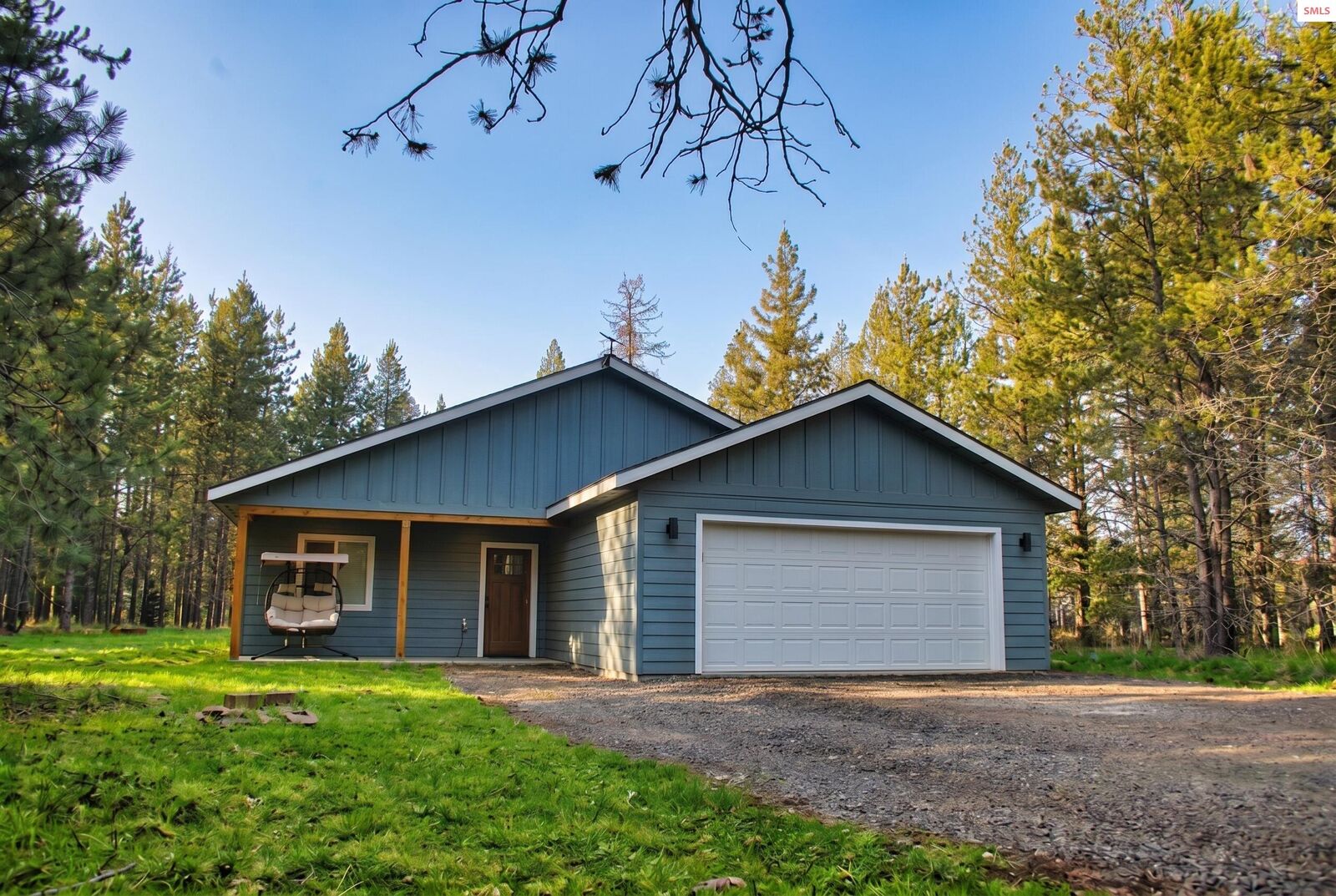 Property Photo:  389 Hardy Loop  ID 83805 