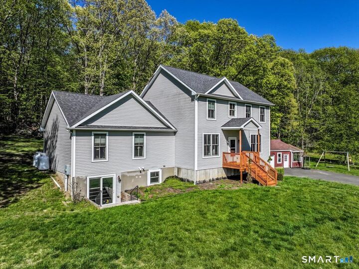 Property Photo:  44 Aunt Pattys Lane West  CT 06801 