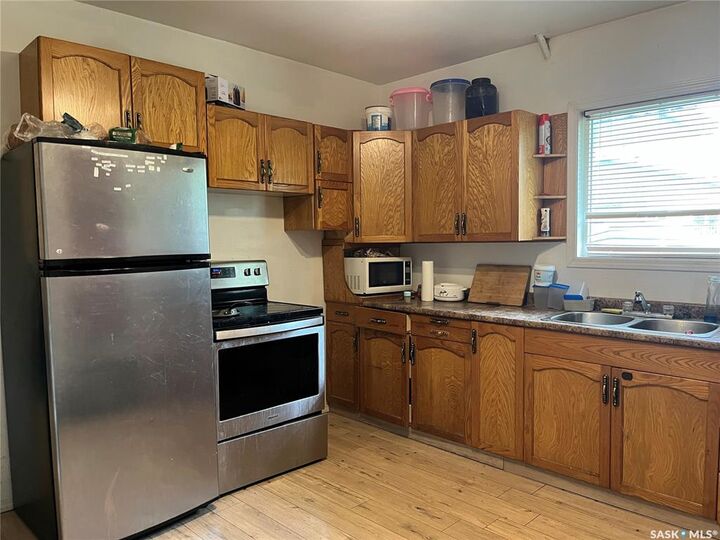 Property Photo: 345 19th Street E SK S6V 1J8