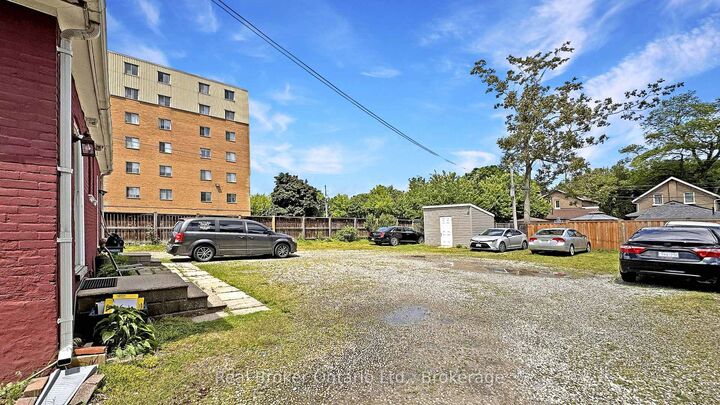 Property Photo: 273 Brant Avenue ON N3T 3J6