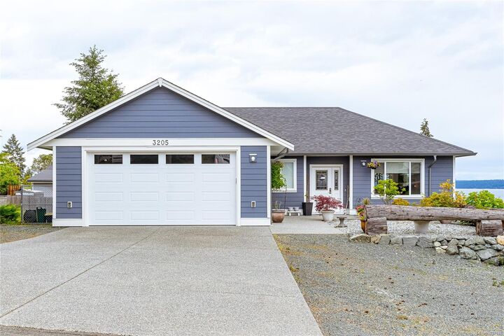 3205 Douglas St — photo 1