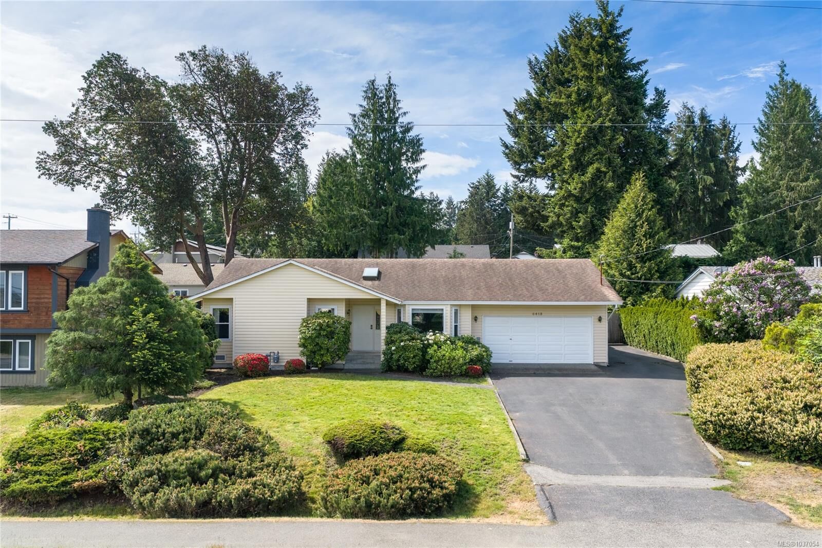 Property Photo:  6413 Dover Rd  BC V9V 1A7 